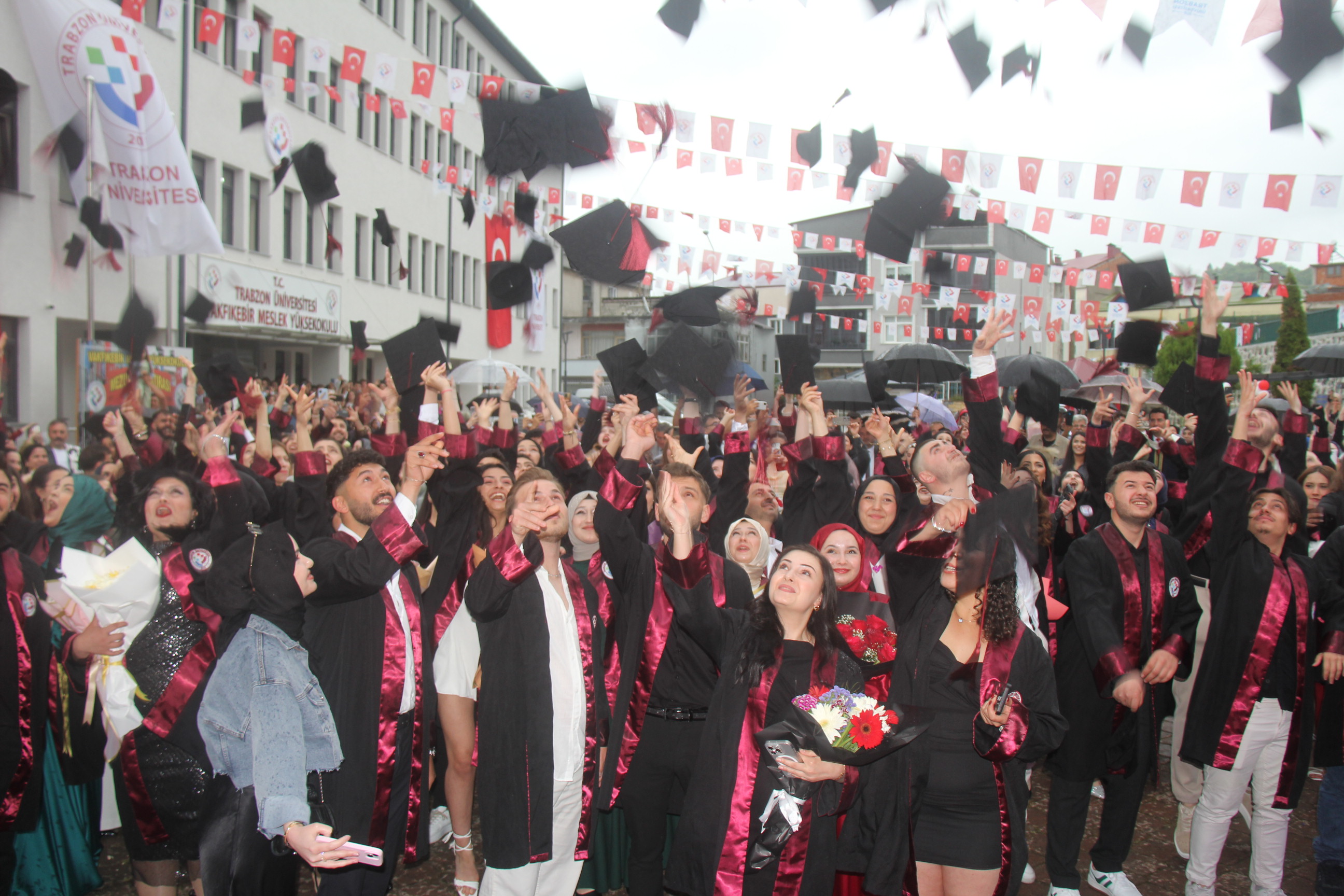 Vakfıkebir MYO’da, 19. dönem mezunlar için tören düzenlendi