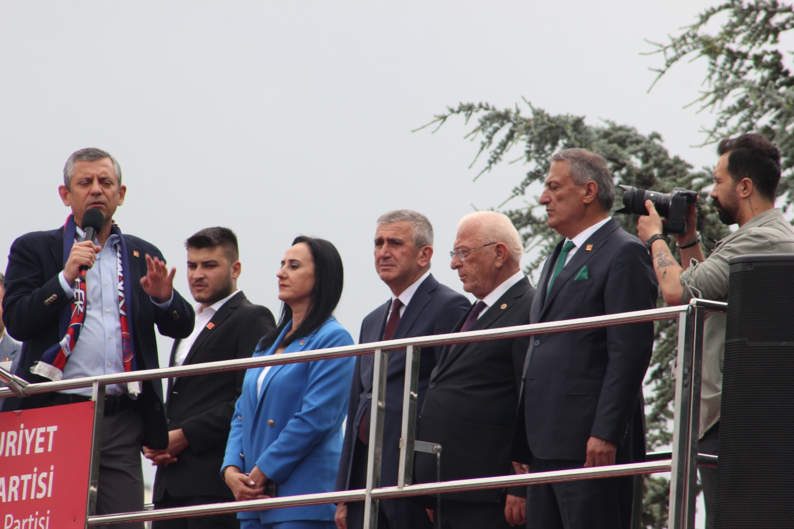 Özgür Özel, Düzce mitinginde Erdoğan’a seslendi