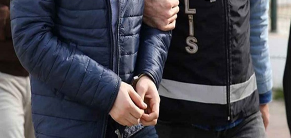 Şalpazarı’nda ruhsatsız tabanca ve abart egzoz ele geçirildi