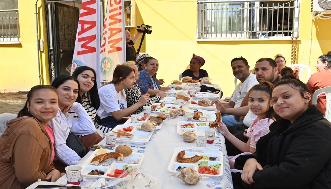Manisa'da Hıdırellez kahvaltısı