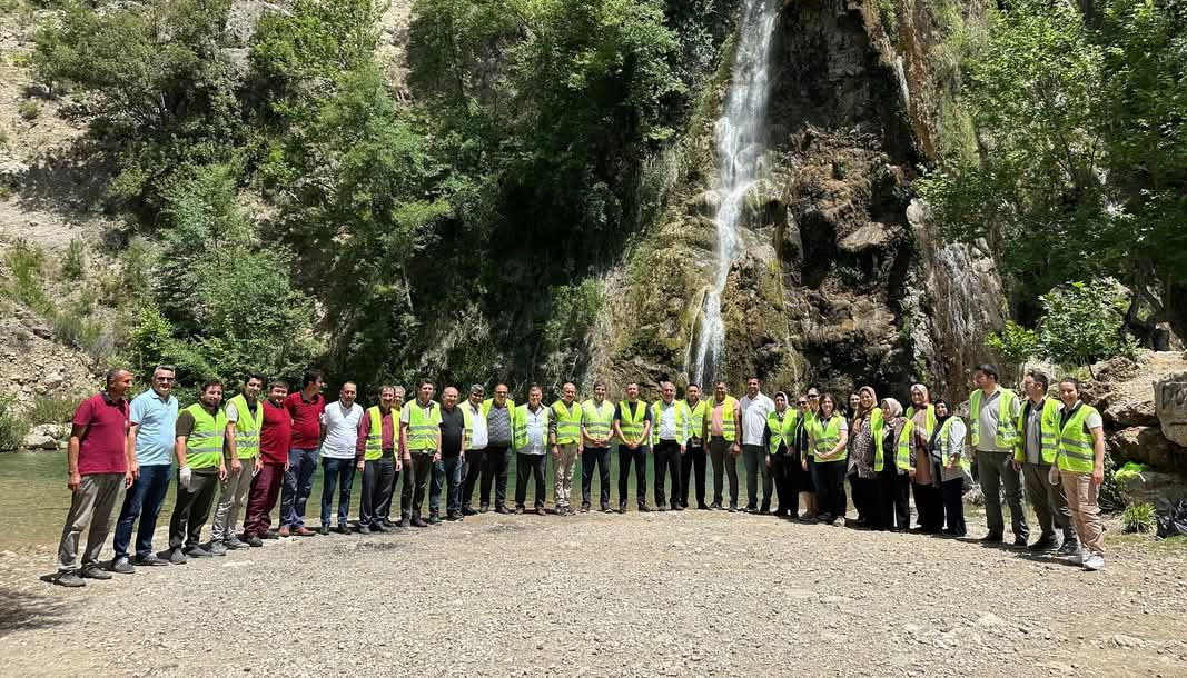 Serik'te 'Orman Benim' kampanyası kapsamında temizlik çalışması yapıldı