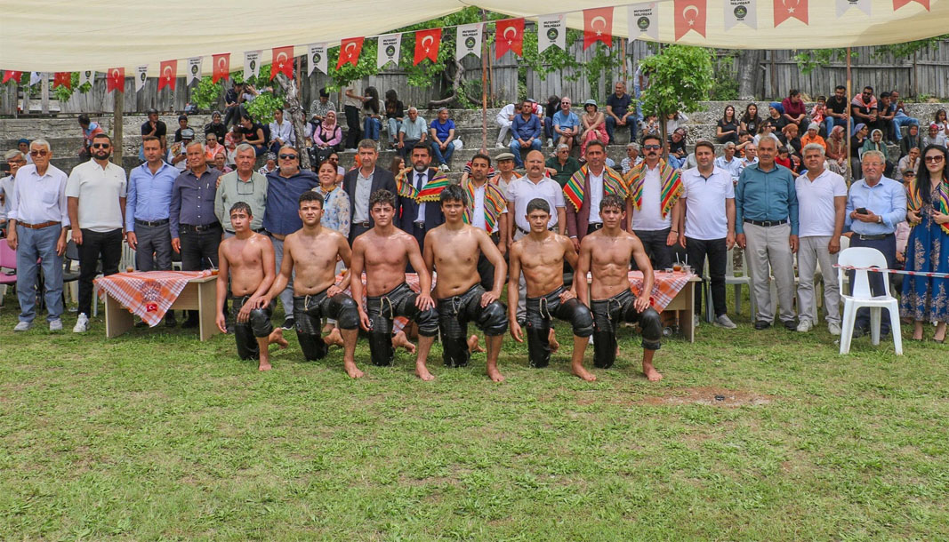 Toros’un Kaşifleri Üzümlü İlkokulu Yörük Şenliği coşkuyla kutlandı