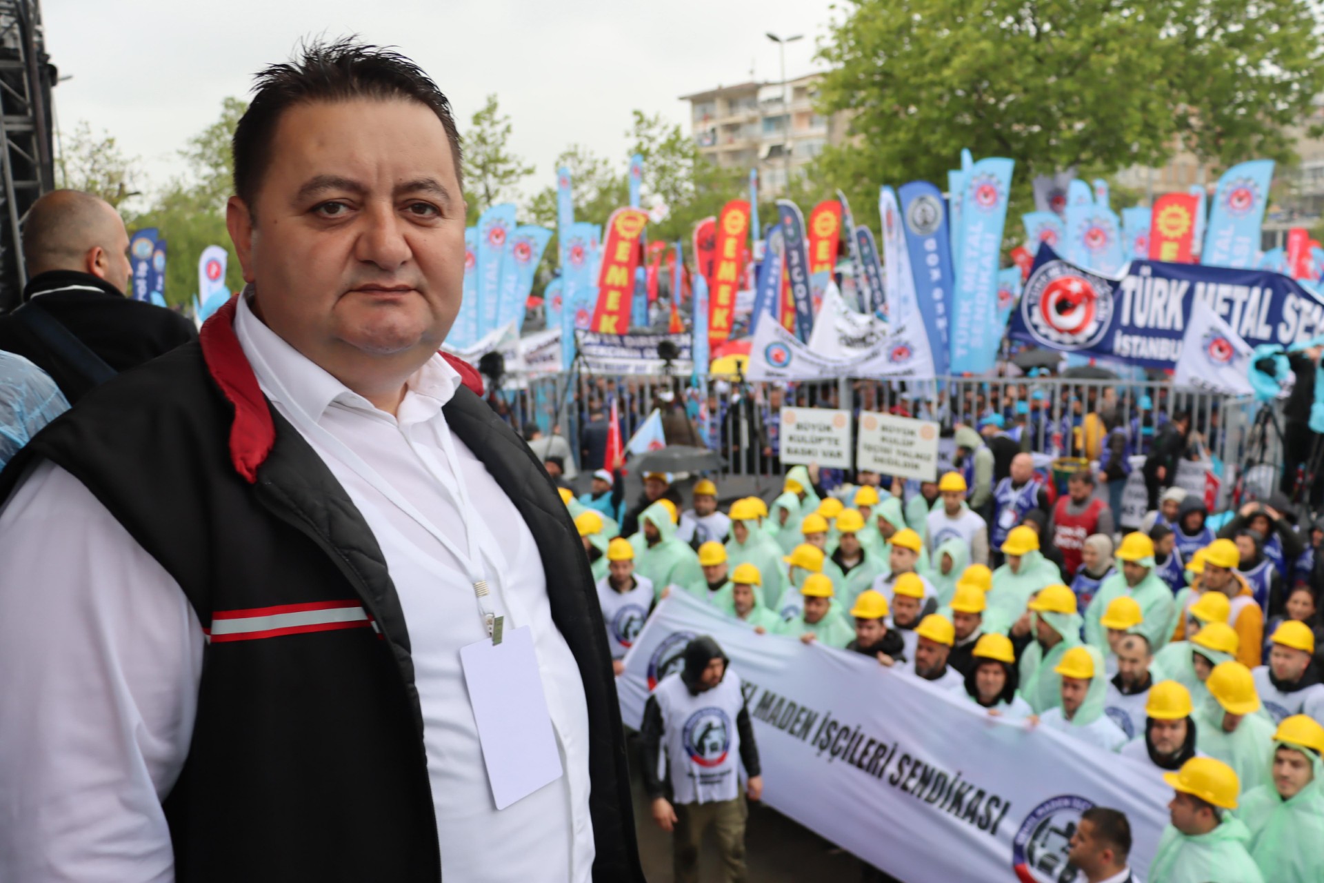 GMİS, İstanbul'da Türk-İş'in mitinginde en önde yer aldı
