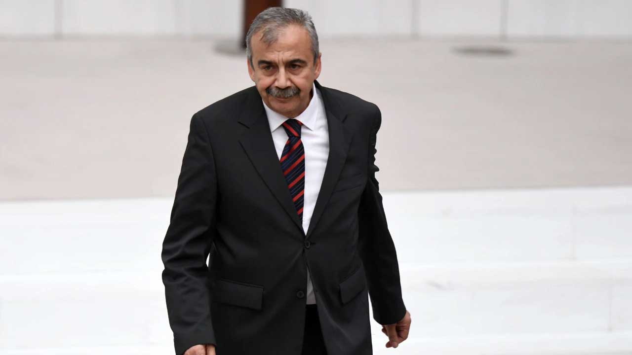 Sırrı Süreyya Önder'in cenaze töreninin detaylarını belli oldu