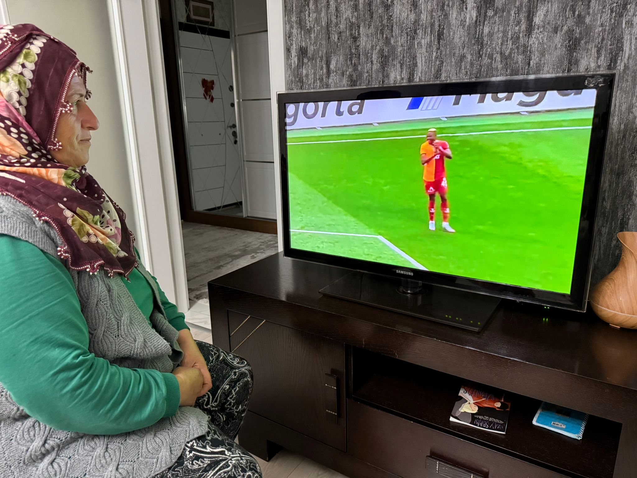 Kayserili kadın çiftçiden hayranı olduğu Osimhen’e şampiyonluk hediyesi