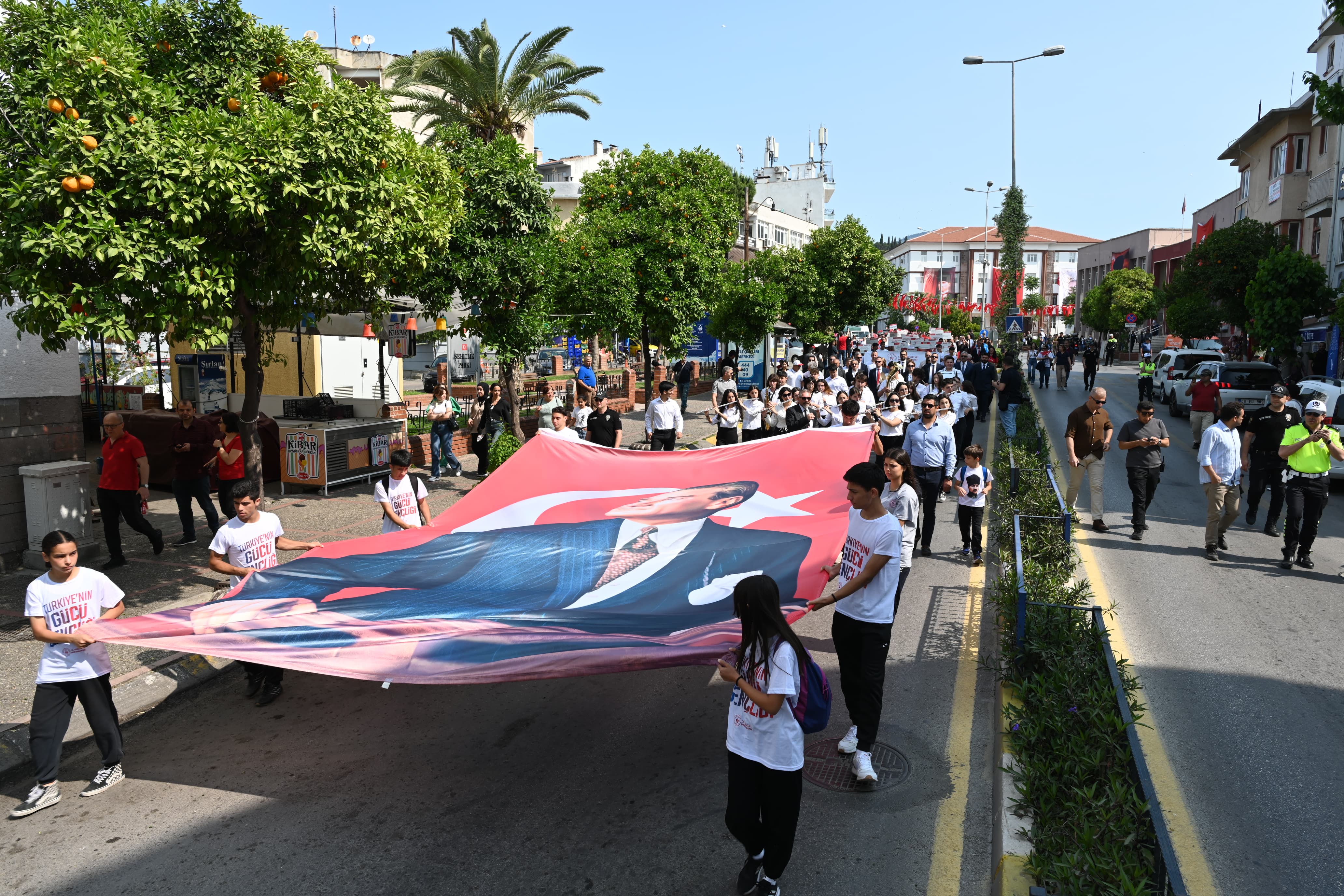 Aydın'da 19 Mayıs coşkuyla kutlandı