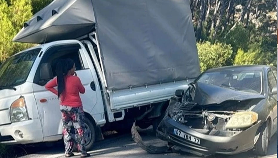Antalya Kumluca’da feci kaza: 1 ölü, 1 yaralı