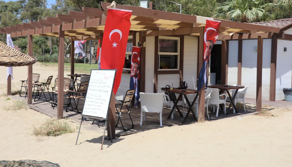 Pamucak Sahili’nde Festival Büfe hizmete girdi