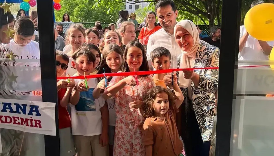 Isparta, gelişimsel oyun atölyesi “elma kurdu” ile tanıştı