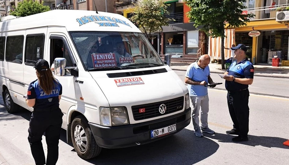 Denizli Büyükşehir’den şehir içi minibüs ve taksi denetimi