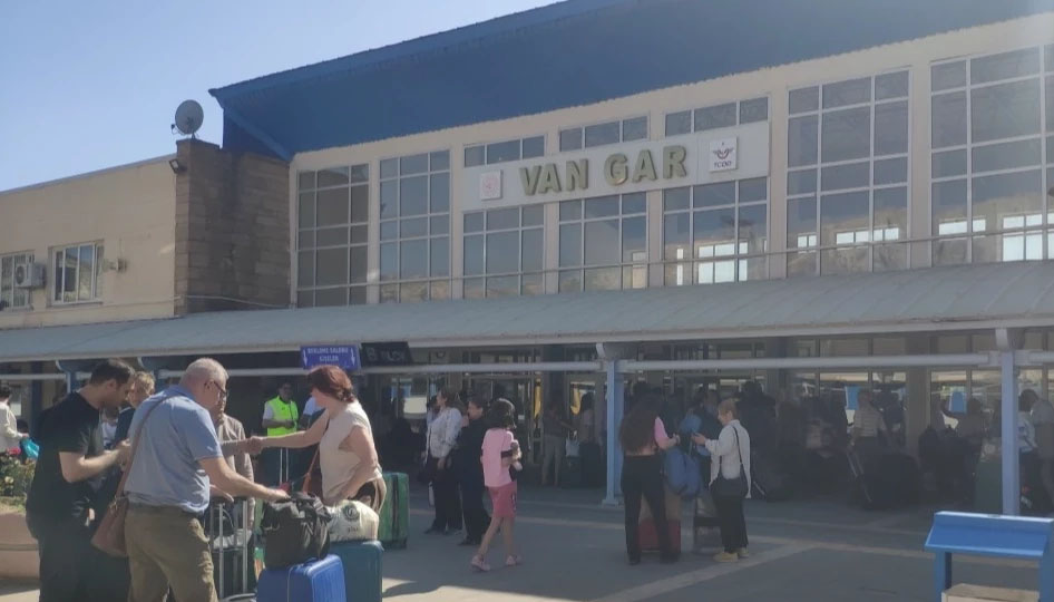 Savaş sonrası Van-Tahran seferlerine yoğun ilgi