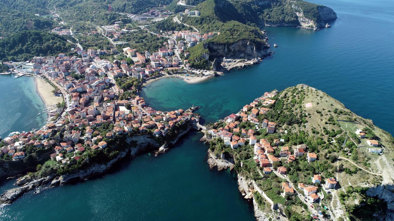 Amasra bayramda nüfusunun 25 katı ziyaretçiyi ağırladı