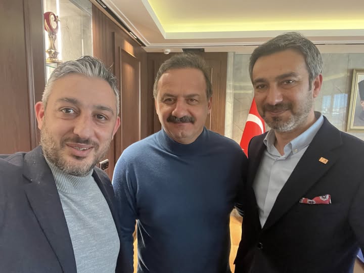 Anahtar Parti Düzce Merkez İlçe Başkanı M. Doğan Kaya oldu