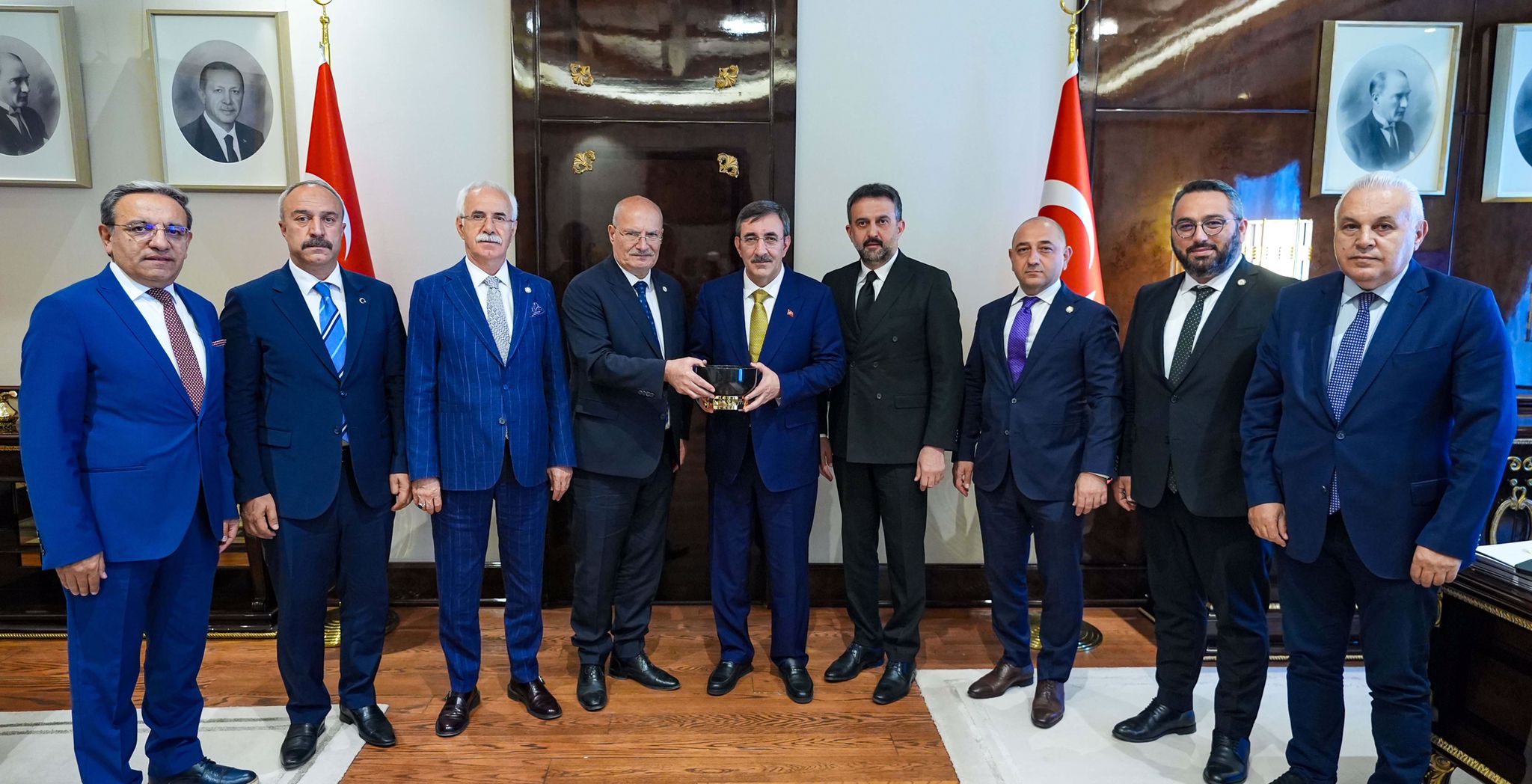 ATO'dan Cumhurbaşkanı Yardımcısı Yılmaz'a ziyaret
