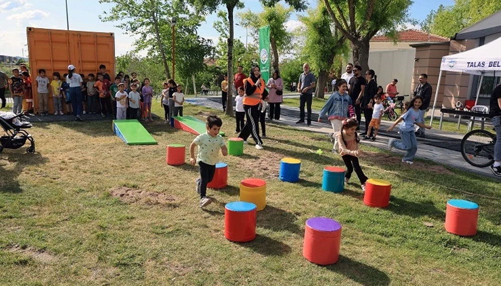 Kayseri Talas'tan "Dünden Bugüne Çocuk Oyunları Şenliği"