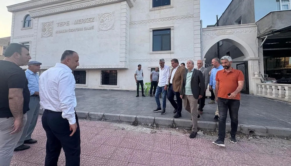 Mehdi Eker’den Bismil Tepe beldesi’ne bayram ziyareti