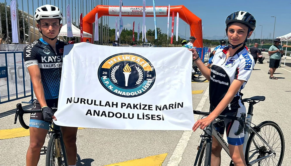 Kayseri'nin gururlandıran lisesi: Bisiklet ve voleybolda parladı