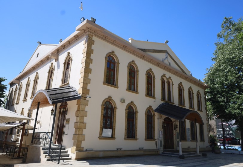 İzmit’in simgesi Fevziye Camii yeniden göz kamaştırıyor