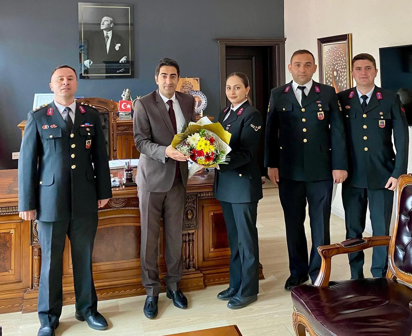 Kaymakam Enis Aslantatar jandarma personellerini makamında ağırladı