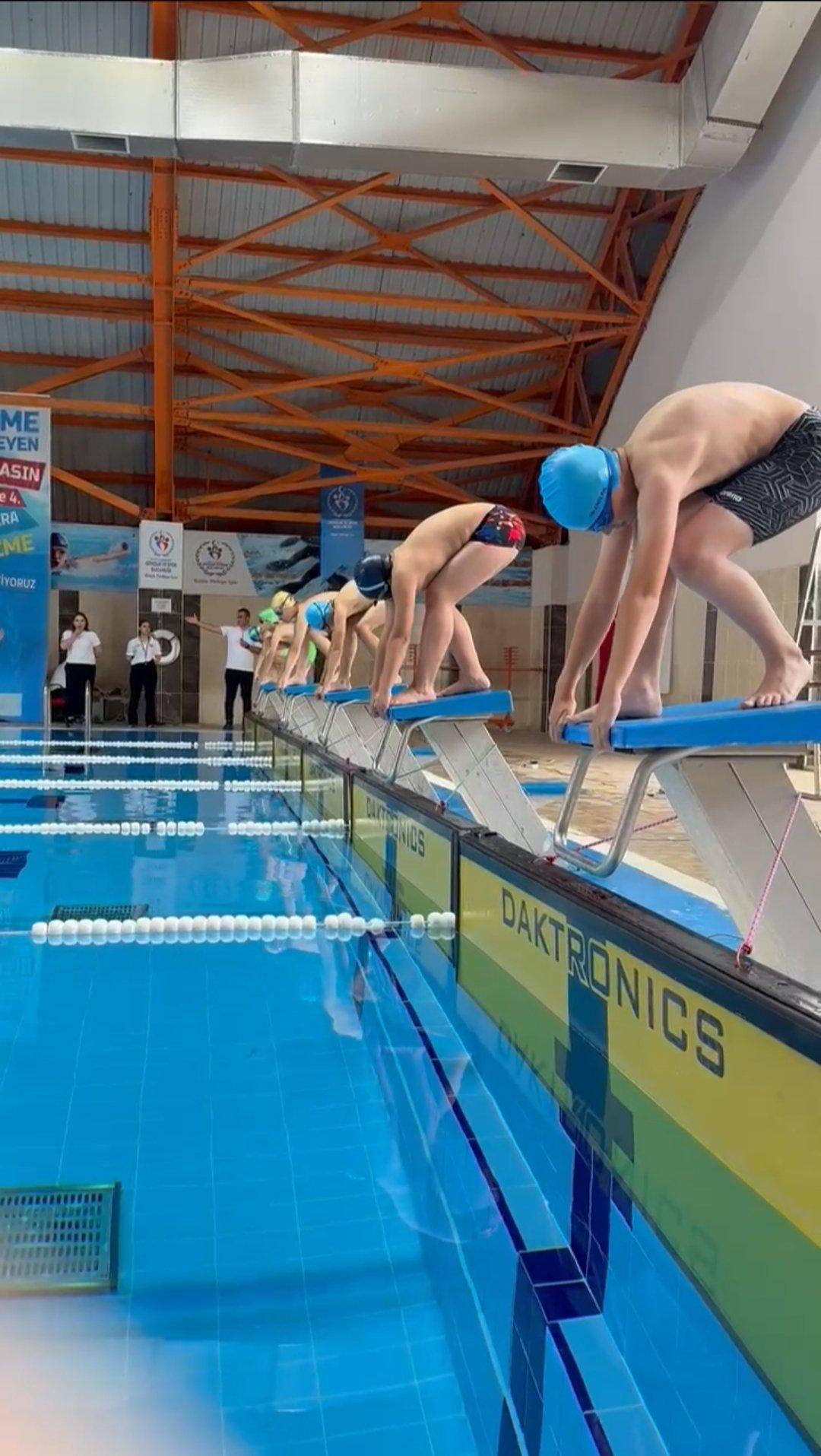 Türkiye Yüzme Şampiyonası Kars’ta gerçekleşti!