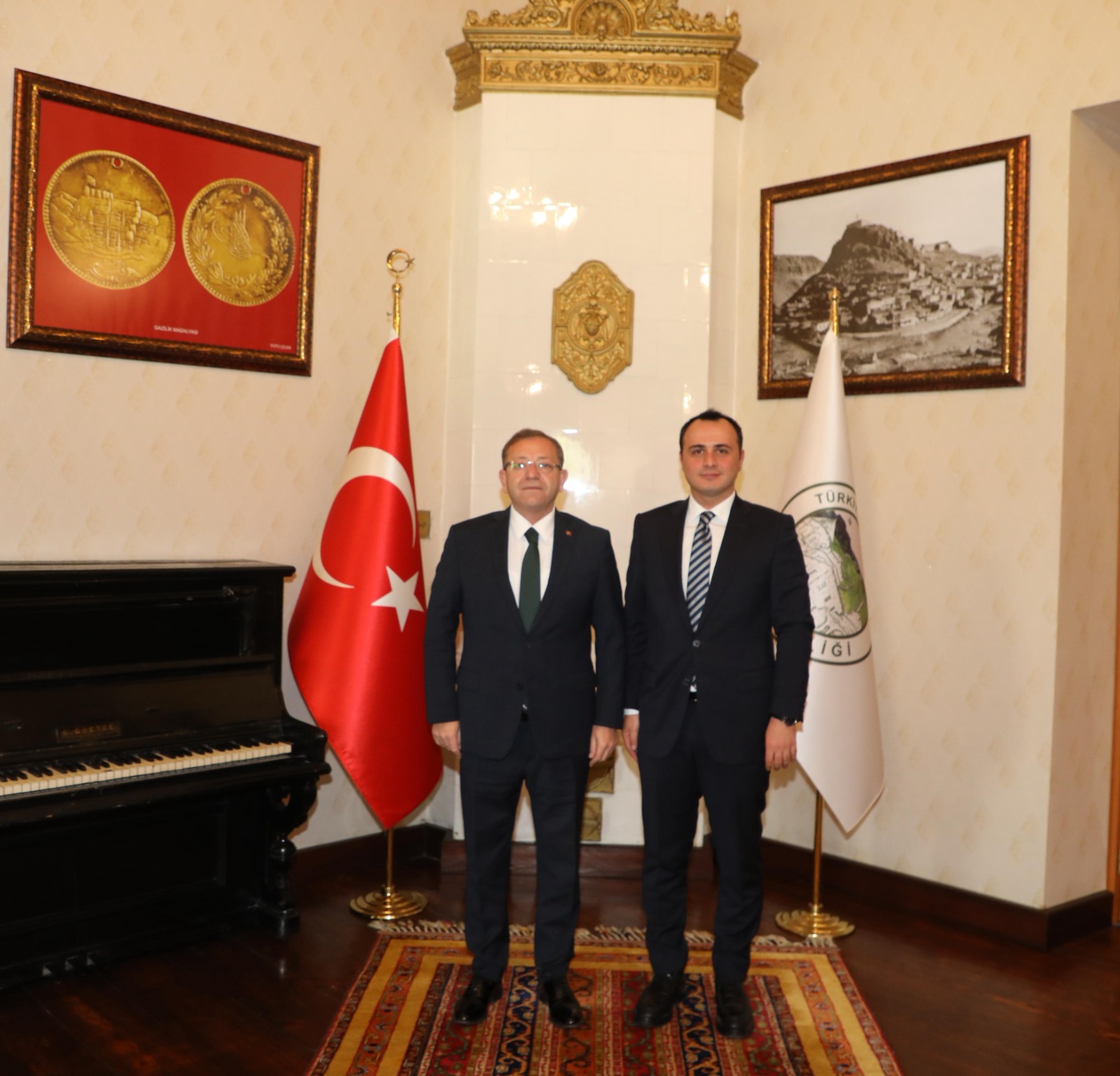 Vali Ziya Polat’tan Susuz Kaymakamı Halis Hacıismailoğlu’na veda