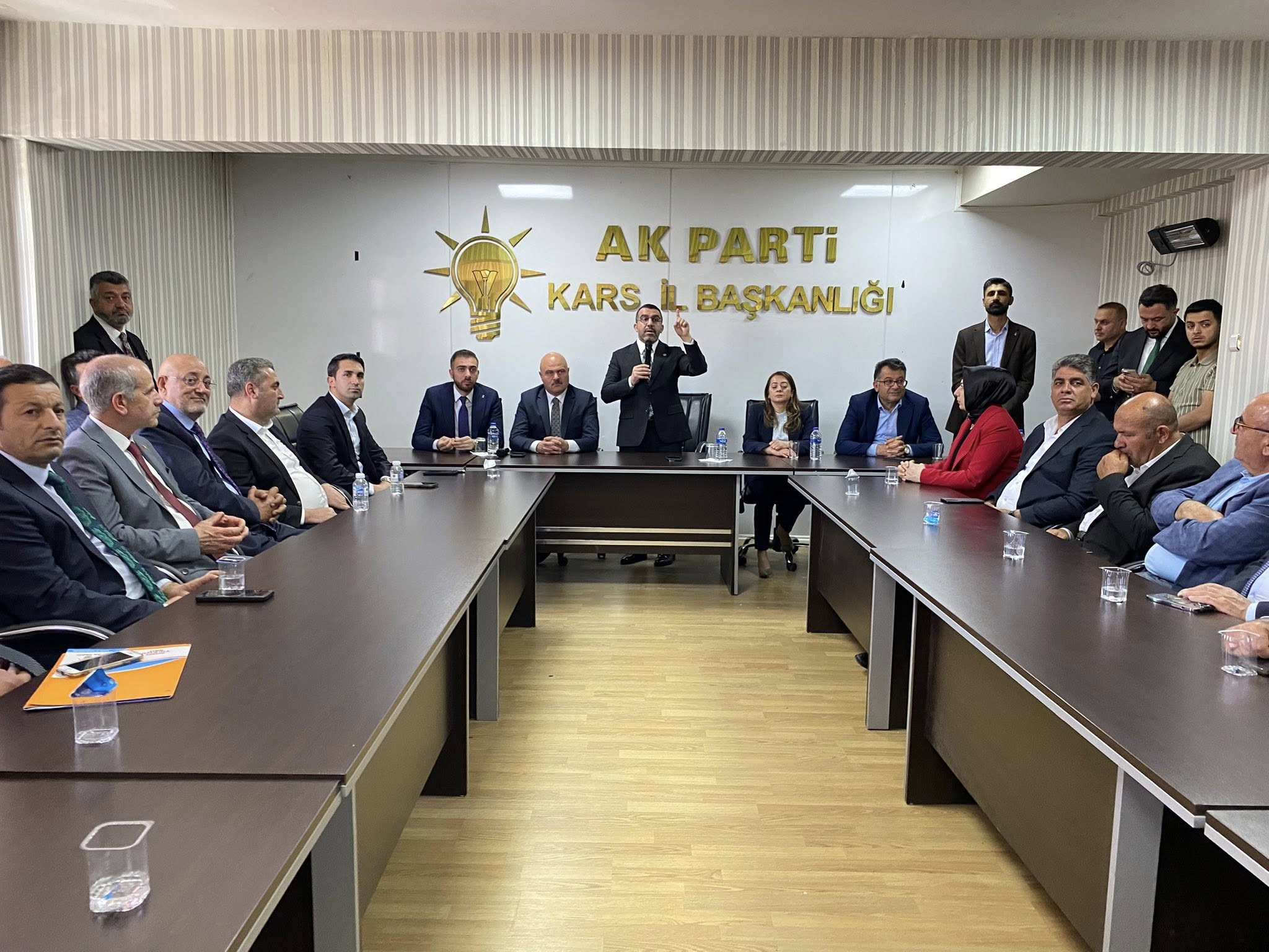 AK Parti Kars İl Başkanlığında bayramlaşma programı düzenlendi