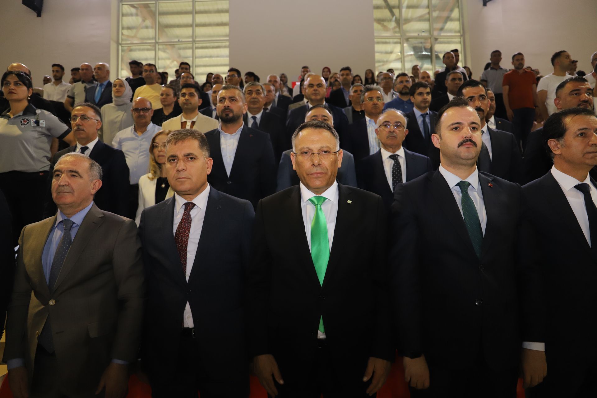 Iğdır Üniversitesi mezuniyet törenine KAÜ Rektörü Kapu ve Başkonsolos Aliyev, onur konuğu olarak katıldı