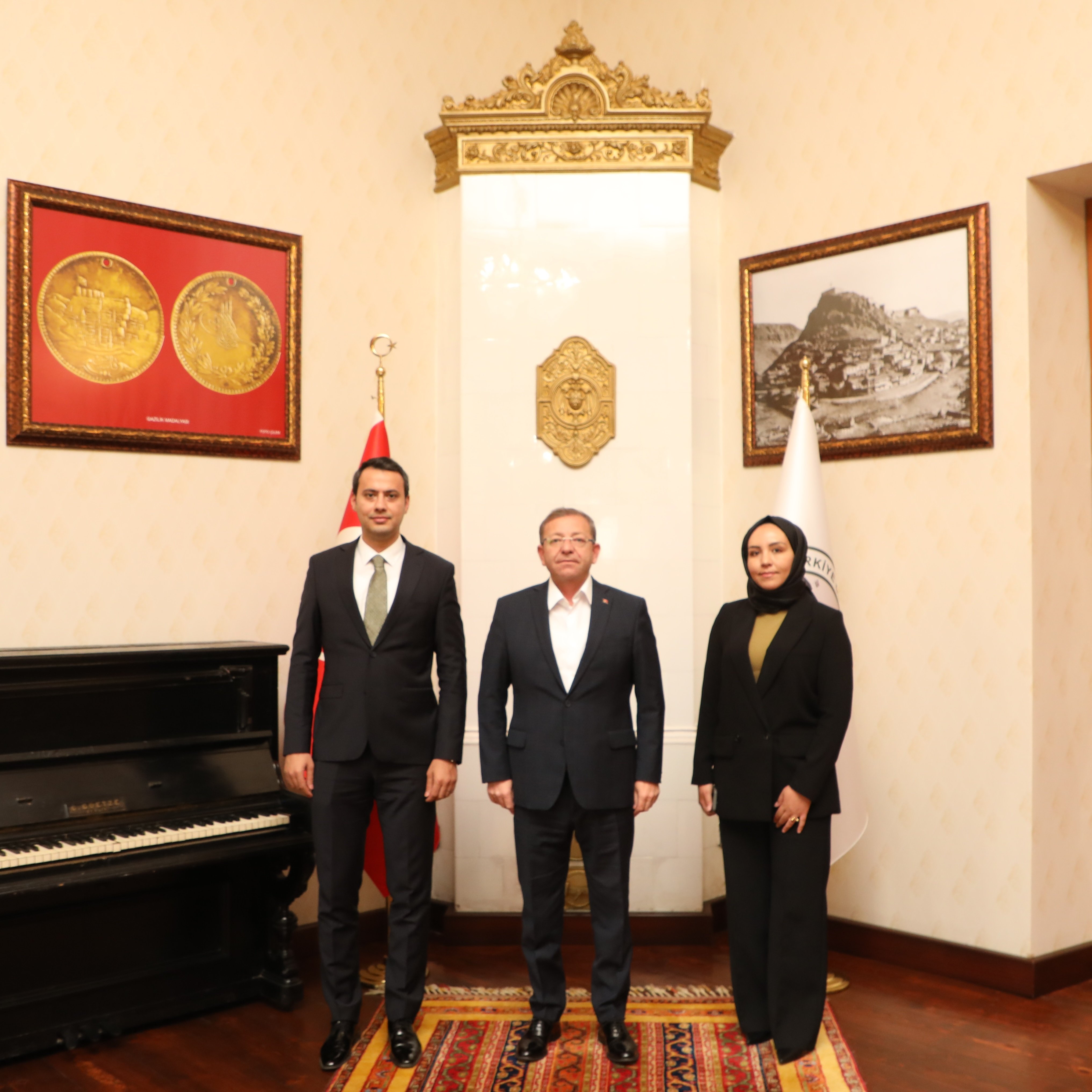 Vali Ziya Polat, Atama Kararnamesi ile Kars’a atanan idarecileri makamında kabul etti