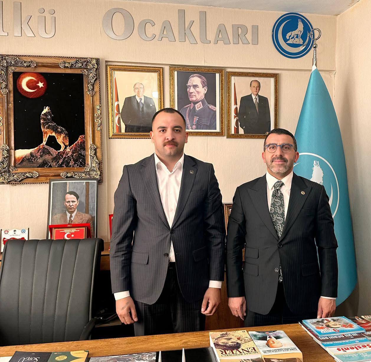 AK Parti Kars Milletvekili Adem Çalkın’dan Ülkü Ocakları Kars İl Başkanlığı’na bayram ziyareti