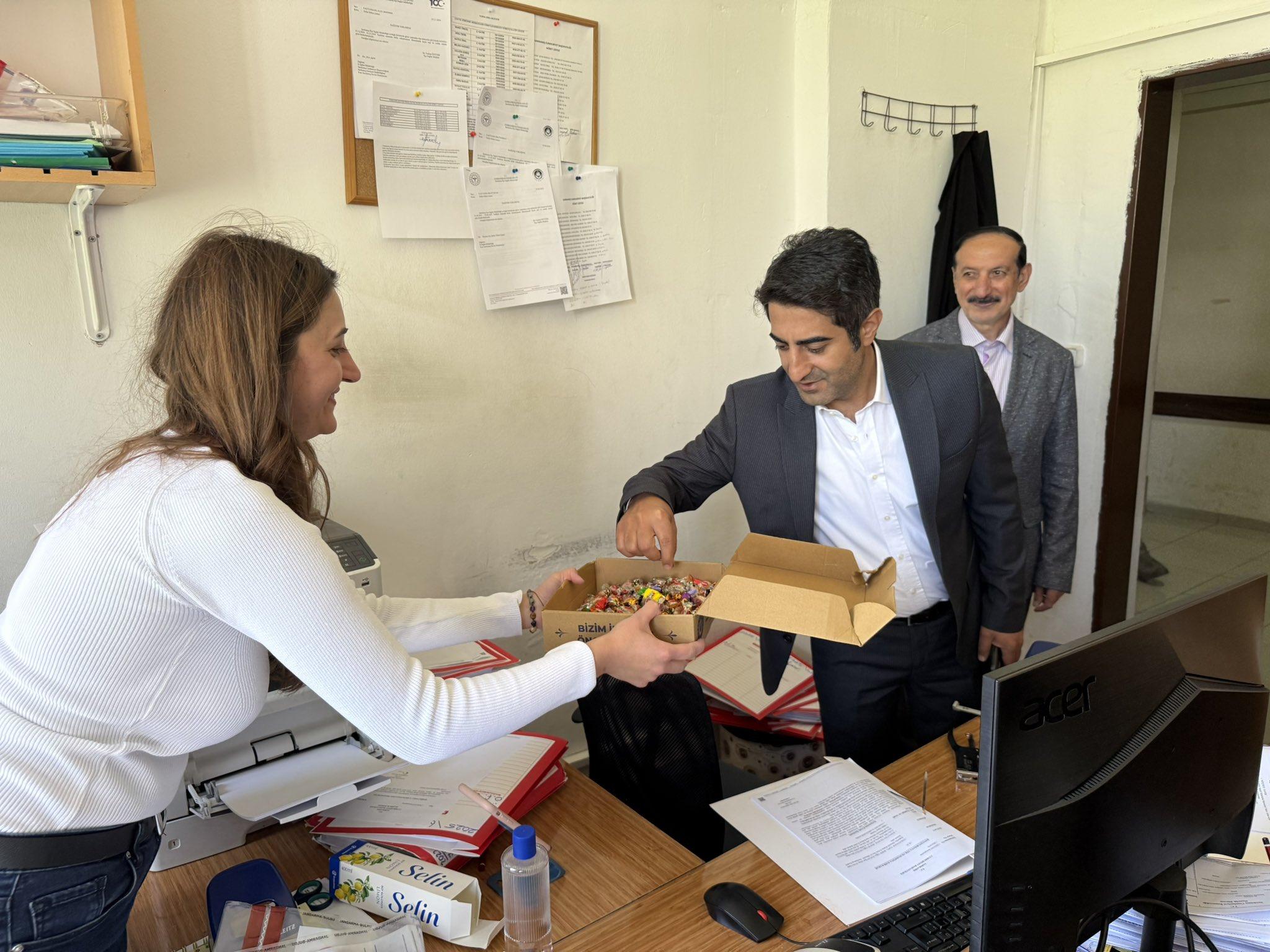 Kaymakam Enis Aslantatar, Kurban Bayramı’nda personelle bayramlaştı