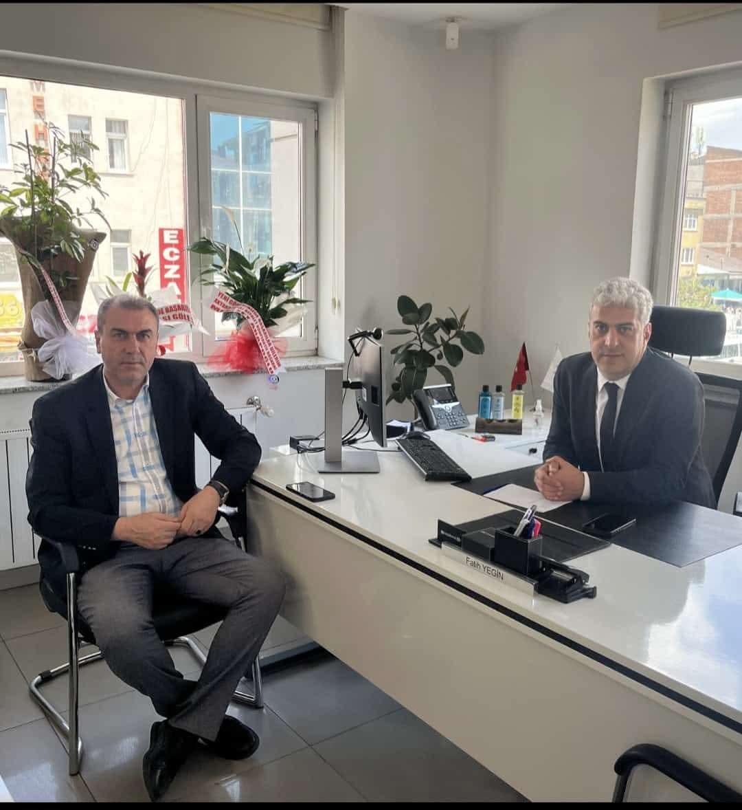 Başkan Şentürk Özyılmaz’dan Halkbank Kars Şubesi Müdürü Fatih Yeğin’e ziyaret