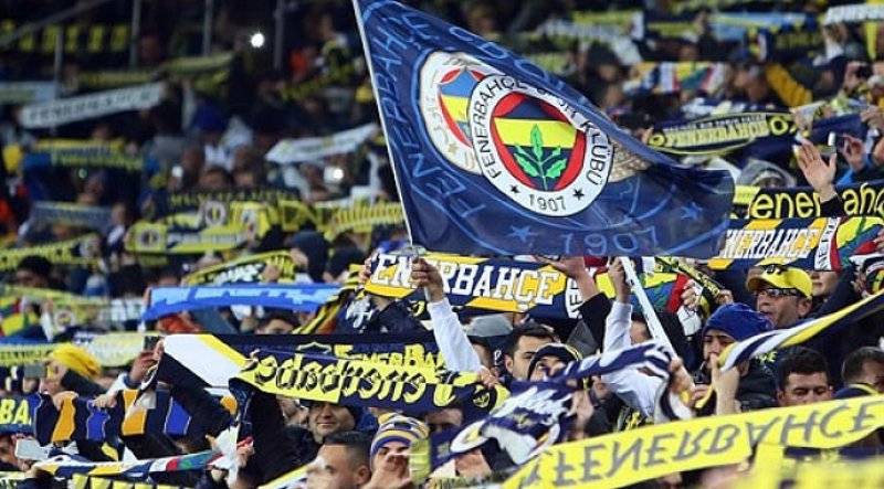 Fenerbahçe'den tarihi transfer hamlesi: Emery onay verdi, yıldız futbolcu geliyor