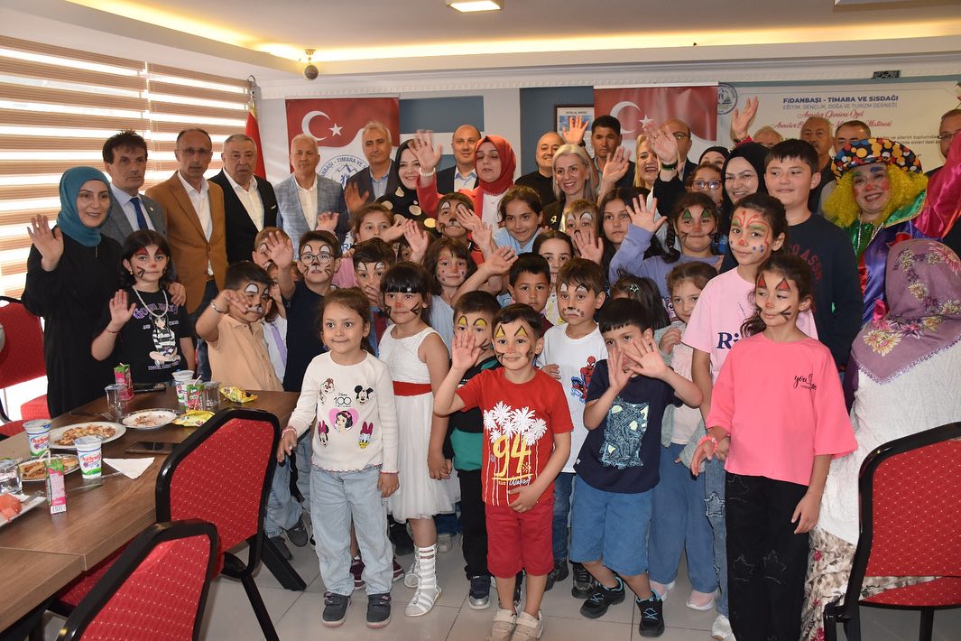 Şalpazarı’nda “2. Anne Çocuk Tatil Hediyesi” programı gerçekleştirildi
