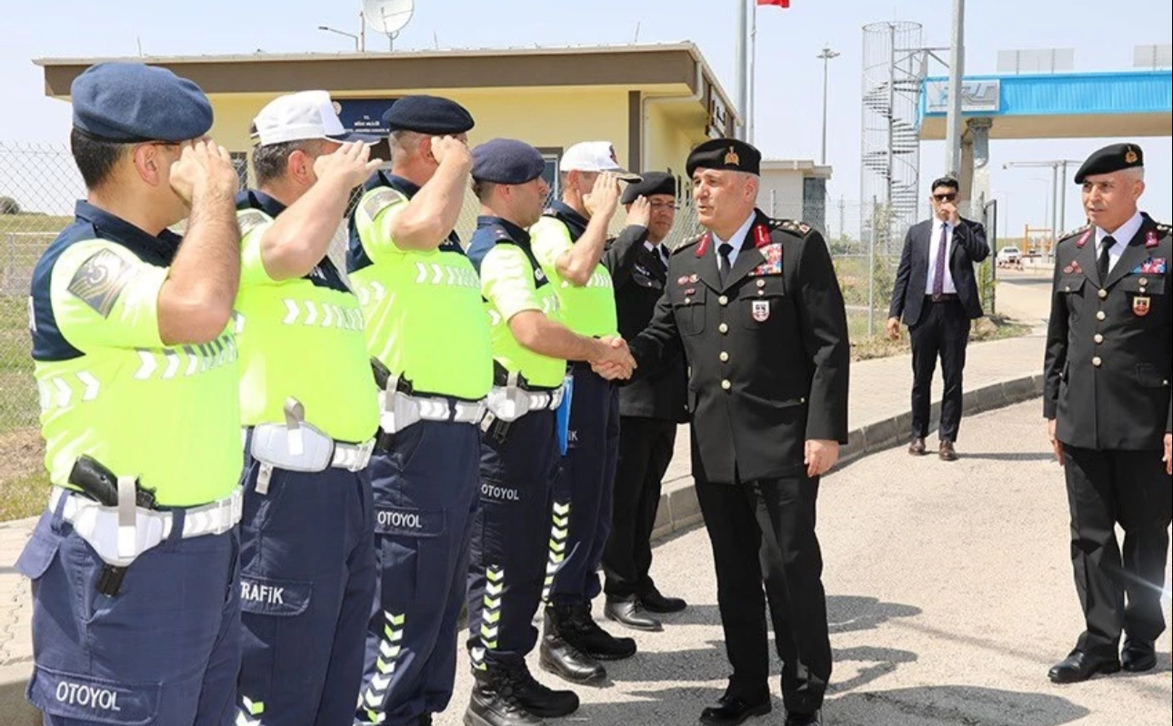 Jandarma Genel Komutanı Çardakçı'dan trafik tedbirlerine yakın mercek