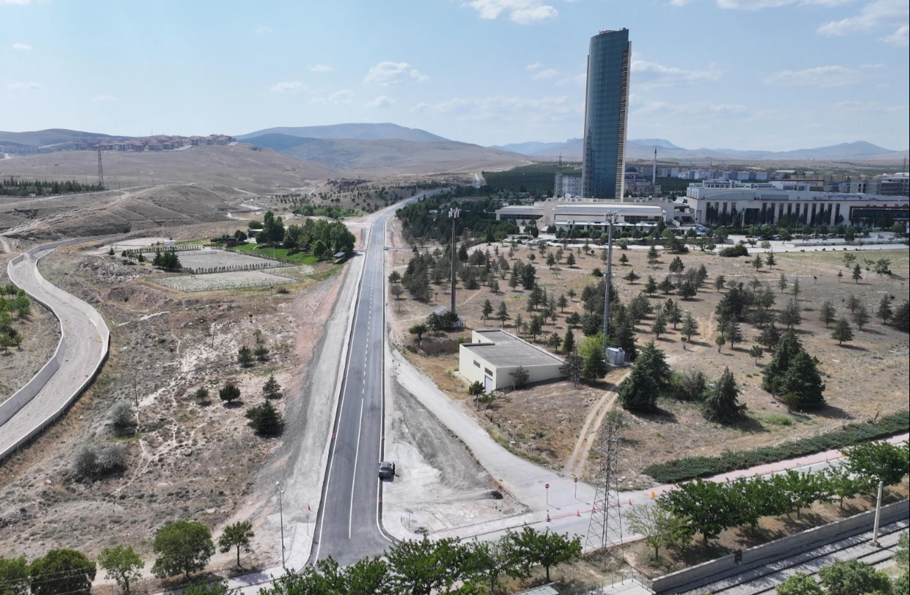 Konya'da Ardıçlı Yolu modernleşti, kampüs trafiği rahatladı