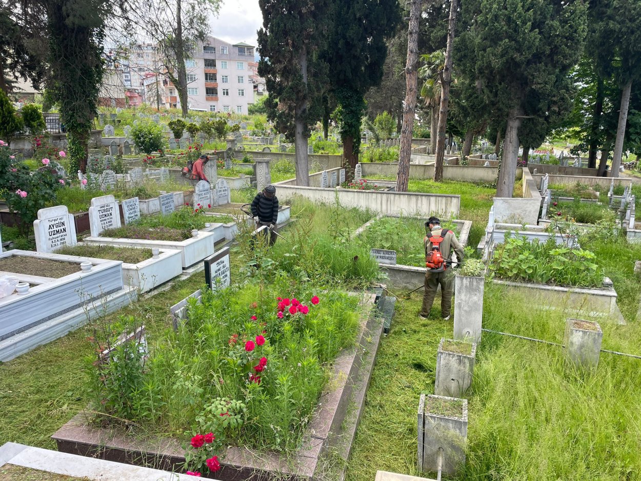 Ordu'da mezarlıklar Kurban Bayramı'na hazır