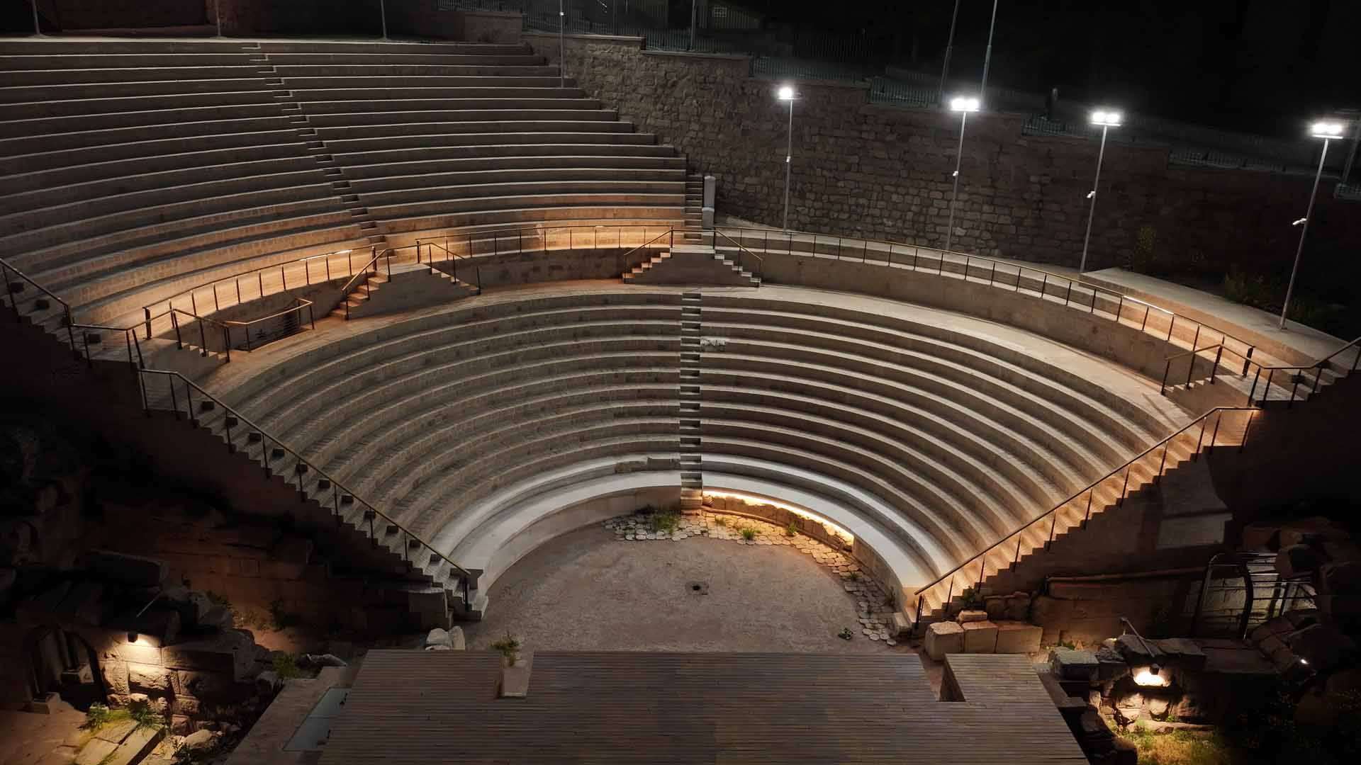 Roma Tiyatrosu ve Arkeopark Projesi'ne estetik dokunuş