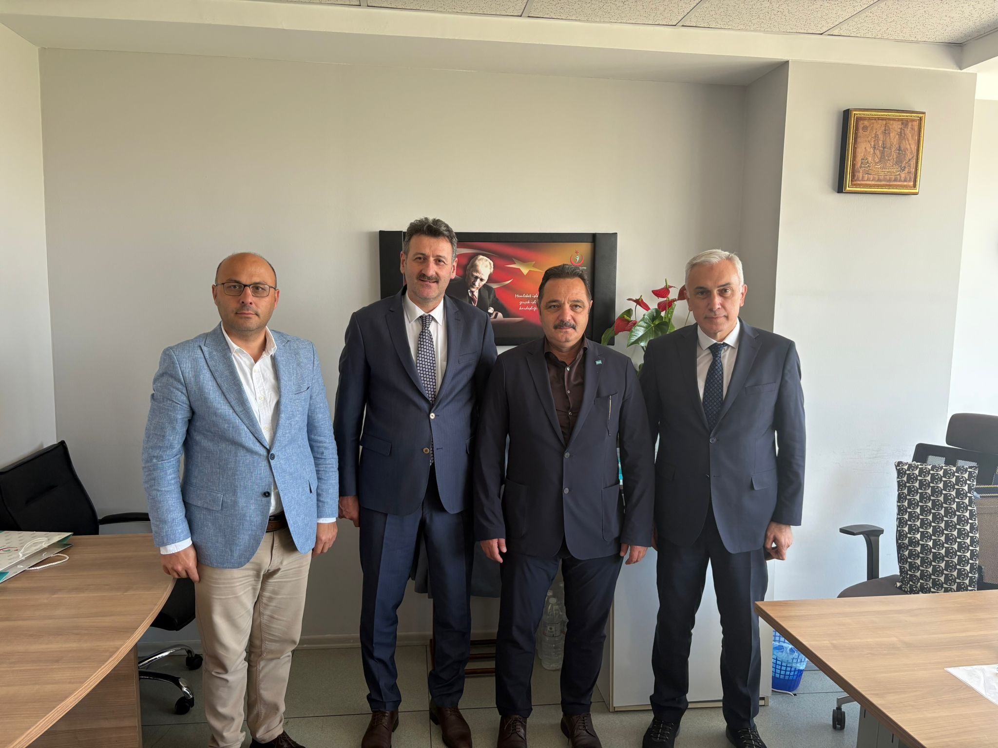 TİMBİR’den İlaç ve Tıbbi Cihaz Kurumu Daire Başkanları Ayan ve Halıcı’ya ziyaret