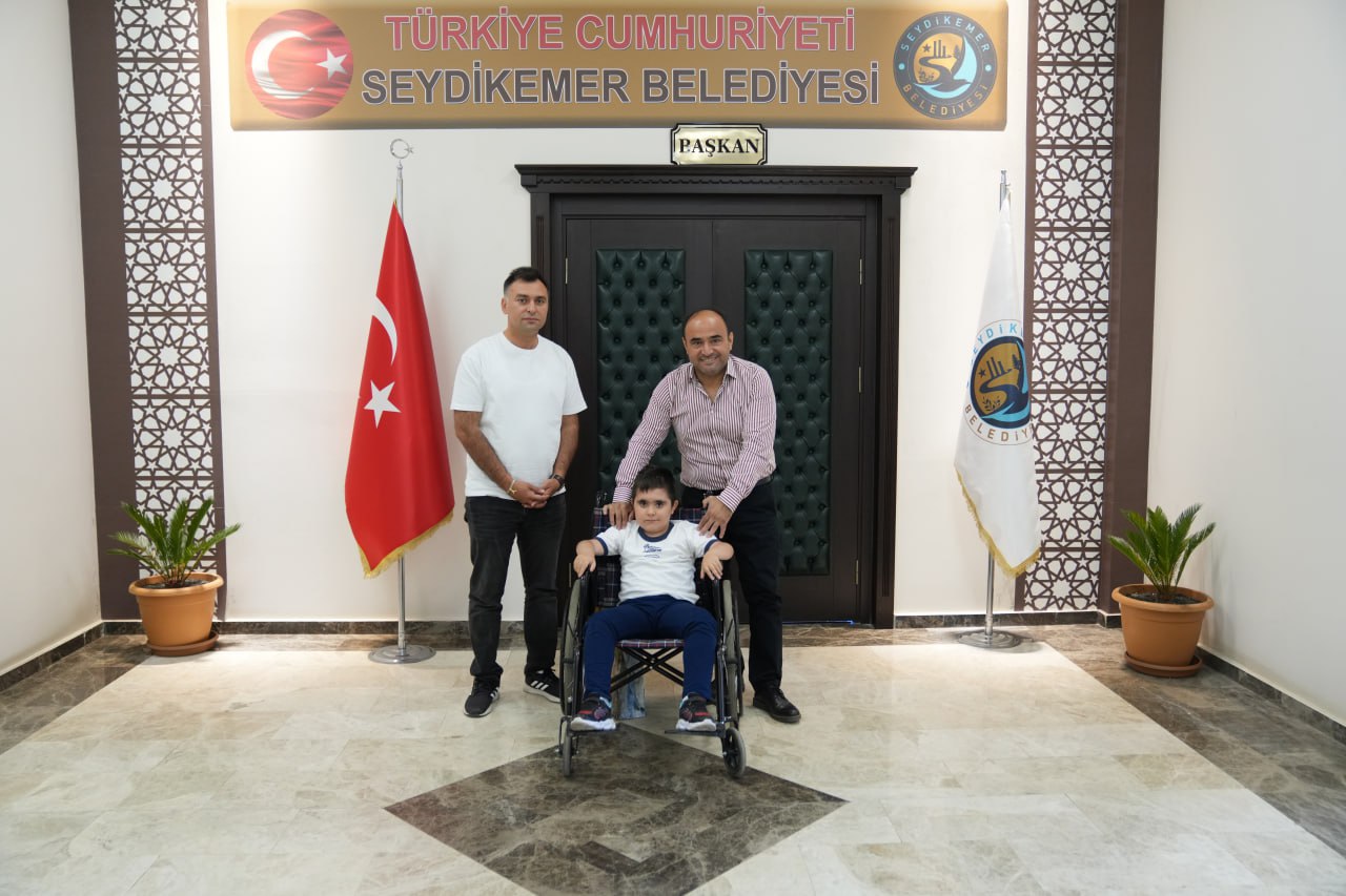 DMD kas hastası Yusuf Eymen'den Başkan Akdenizli 'ye ziyaret