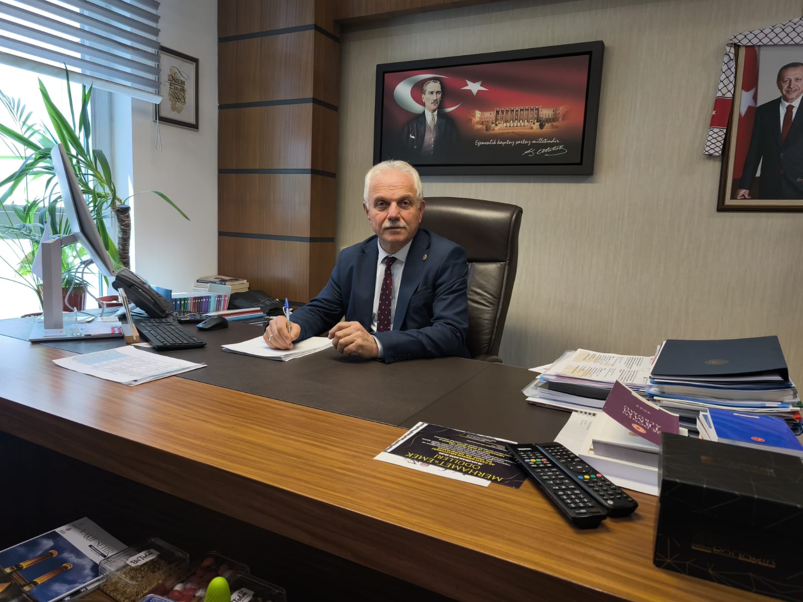Meclis’in kapısı açık vekili Nazım Elmas