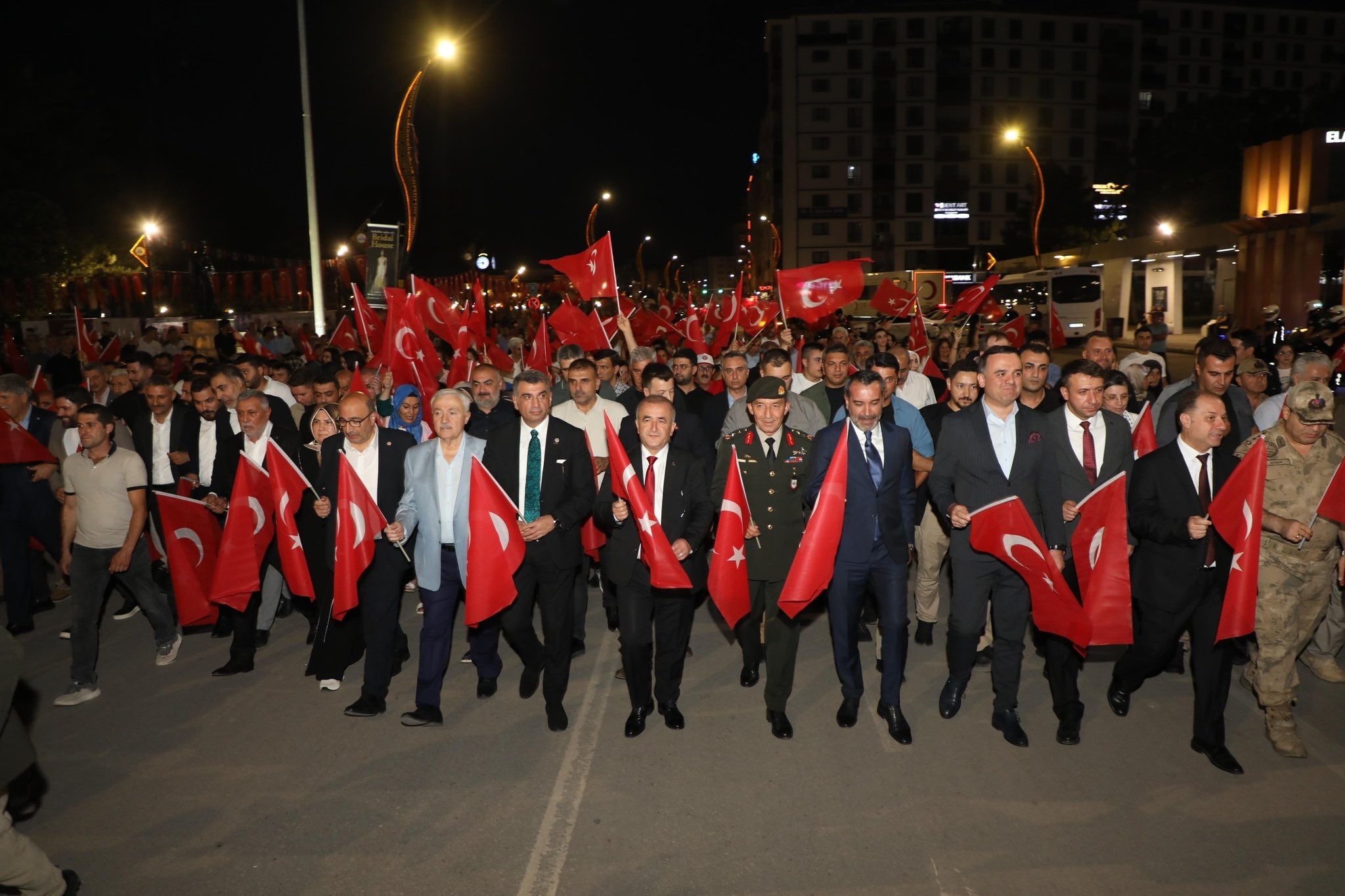 Elazığ’da 15 Temmuz Demokrasi ve Millî Birlik Günü etkinlikleri düzenlendi