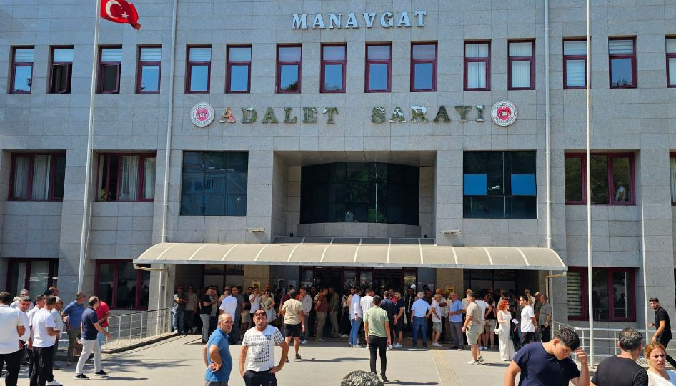 Antalya'da rüşvete direnene ceza yağmış