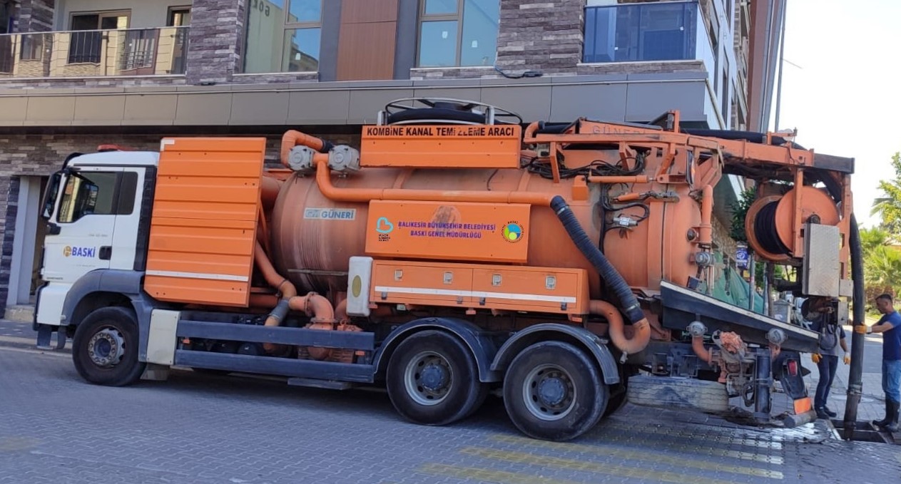 BASKİ’den Edremit’te koku sorununu gideren etkili müdahale