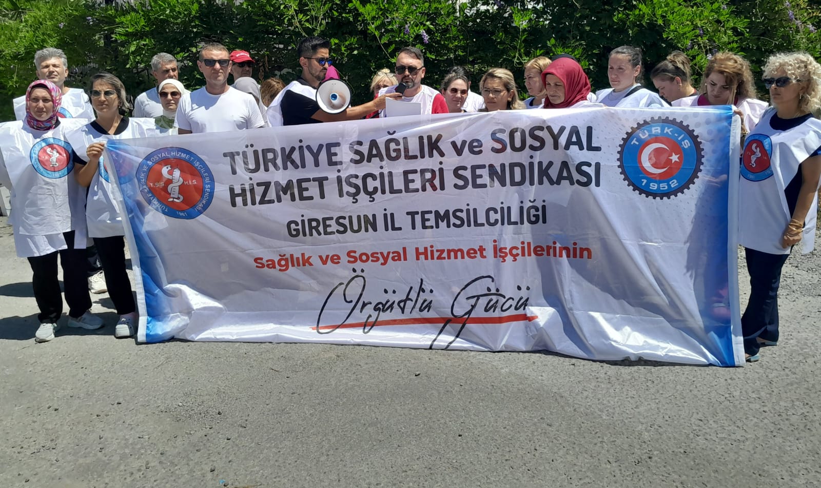 Yılmaz Gökçe; İnsanca çalışıp insanca yaşamak istiyoruz