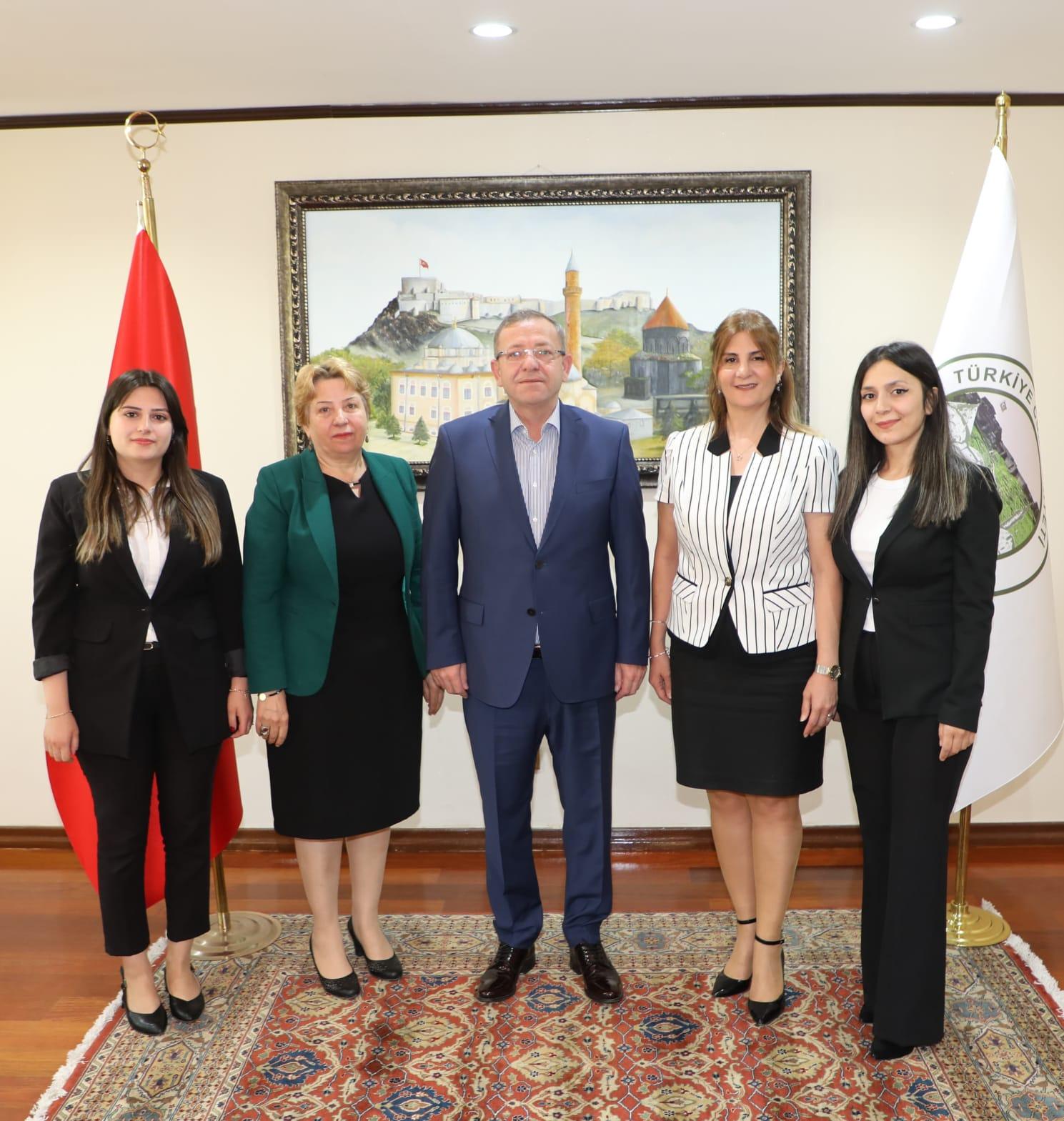 Vali Ziya Polat’a Dünya Nüfus Günü’nde anlamlı ziyaret