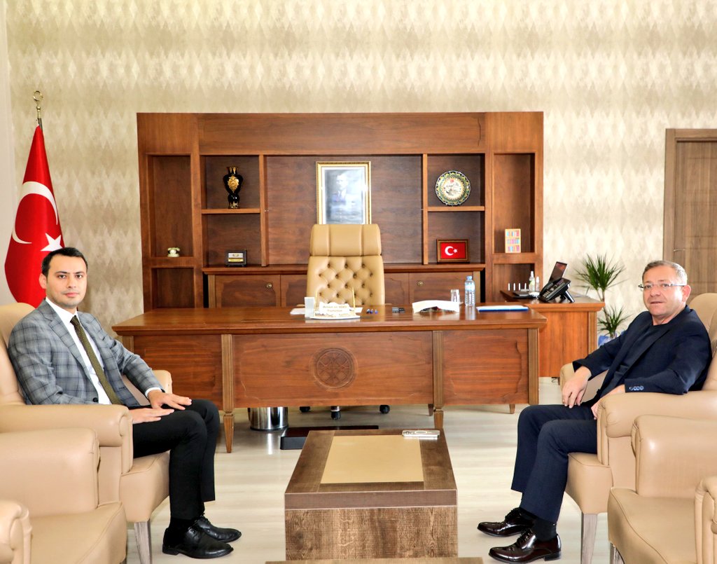 Kars Valisi Ziya Polat’tan Selim Kaymakamı Mehmet Ali Semiz’e hayırlı olsun zqiyareti