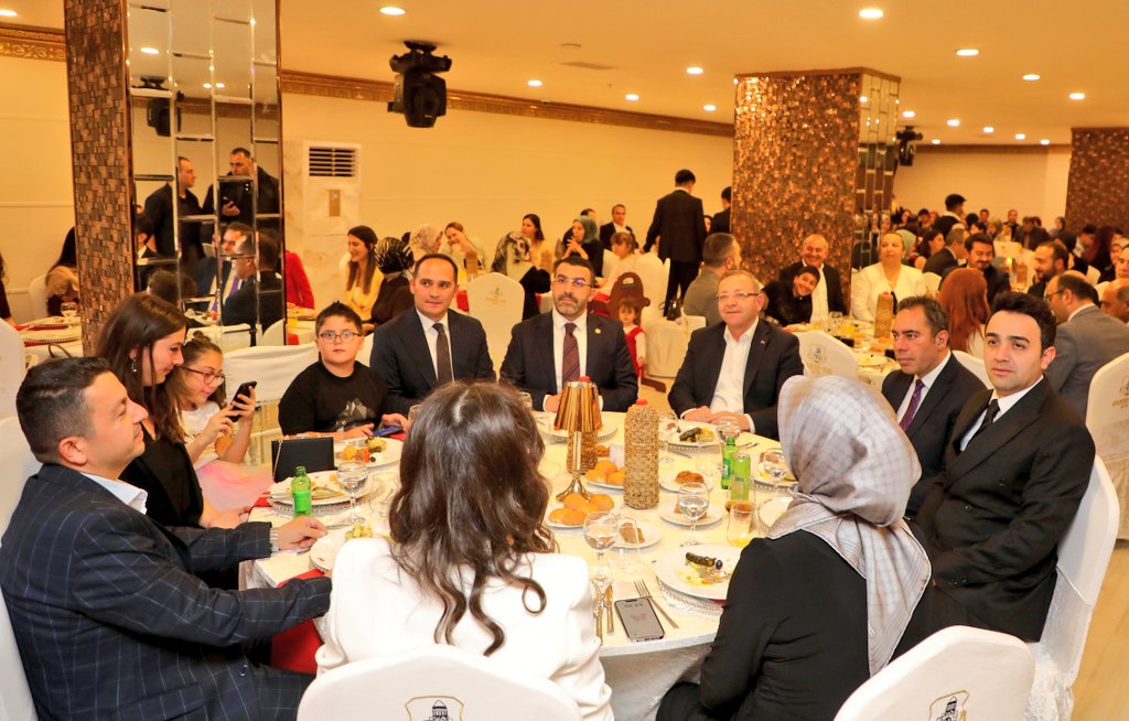 Kars’ta görev yerleri değişen hakim ve savcılara veda programı düzenlendi