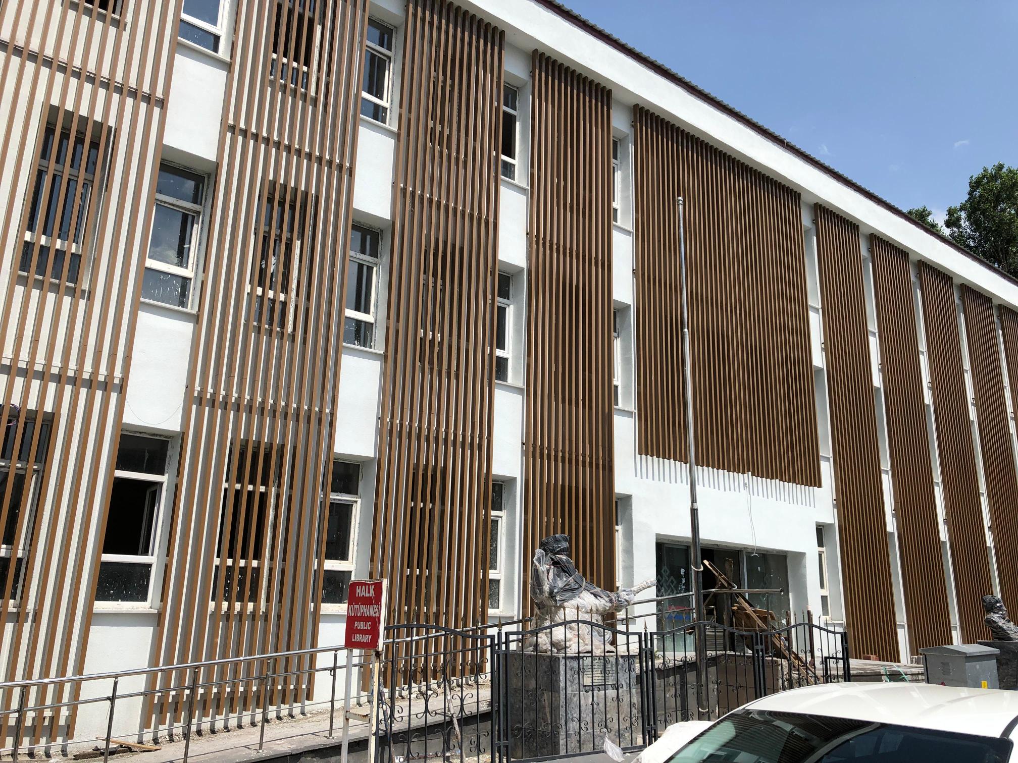 Kars İl Halk kütüphanesi onarım çalışmaları sona yaklaşıyor