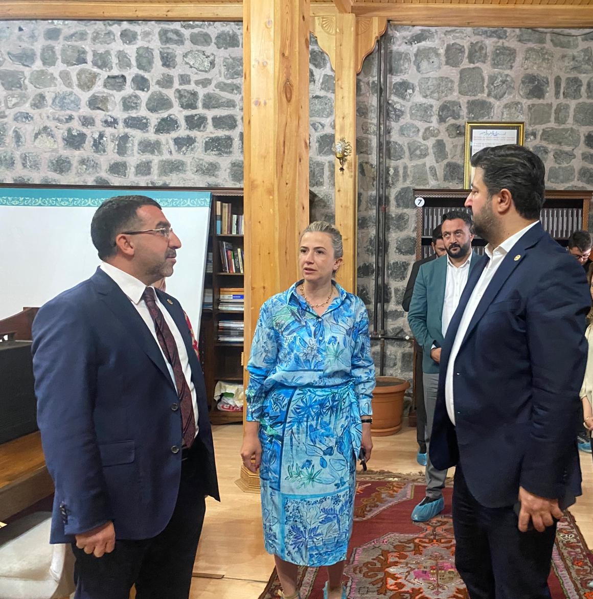 AK Parti Kars Milletvekili Adem Çalkın ve Nevşehir Milletvekili Emre Çalışkan ile birlikte Bedesten ziyareti