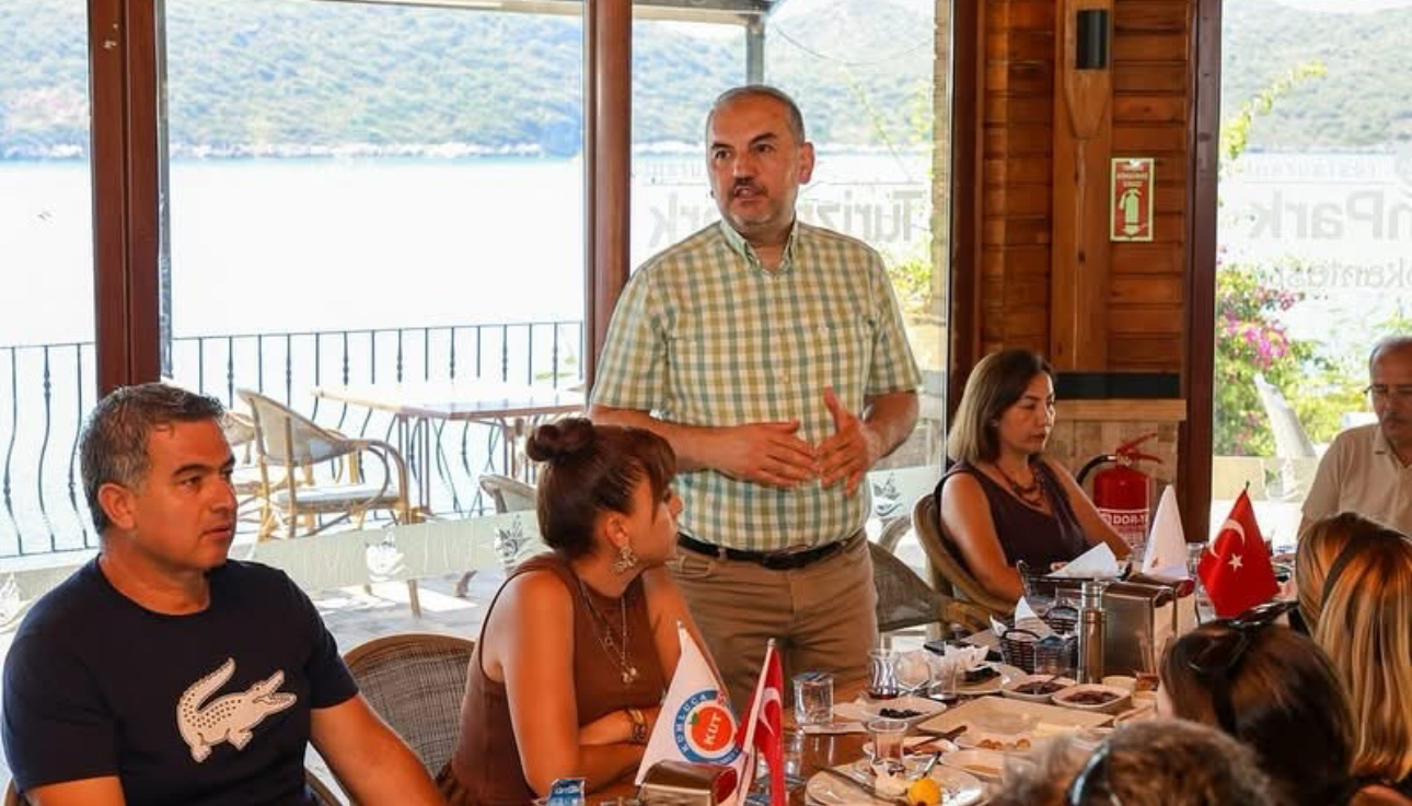 Antalya Kaş’ta Mali müşavirlerle istişare toplantısı düzenlendi